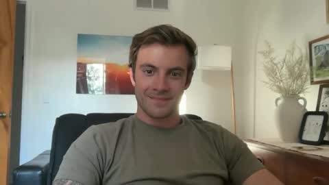 Snapshot of rguy114 chatting on June 2026 11:44:01 PM Ryan online show from June 2026 11:44:01 PM