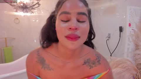 Snapshot of riby_ chatting on October 2025 07:14:01 PM riby online show from October 2025 07:14:01 PM