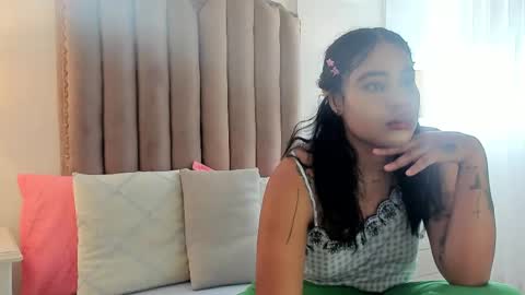 Snapshot of riby_ chatting on November 2025 07:40:03 PM riby online show from November 2025 07:40:03 PM