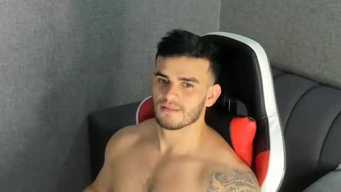 ricardogonzalez666 online show from February 2025 09:53:02 PM
