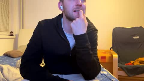 ricciardio online show from January 2025 10:54:02 PM