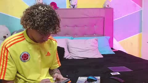 Snapshot of rich_de_la_rosa chatting on February 2025 01:08:01 AM rich and kitty online show from February 2025 01:08:01 AM