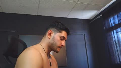 Snapshot of richard_milleer chatting on May 2026 04:47:02 PM Ricardo online show from May 2026 04:47:02 PM