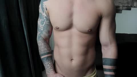 RichardDarell online show from November 2025 05:45:02 AM