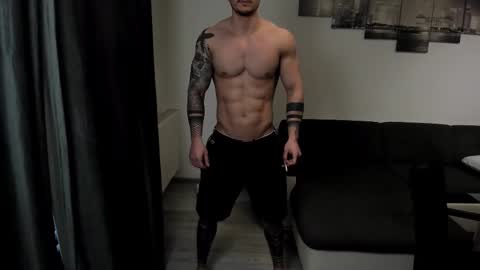 Snapshot of richarddarell chatting on February 2026 06:00:02 AM RichardDarell online show from February 2026 06:00:02 AM