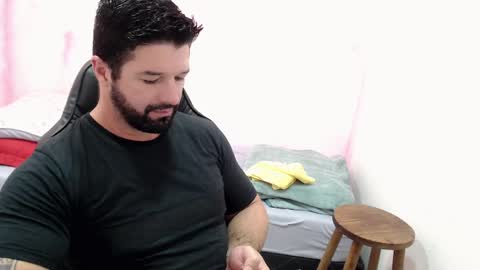 Snapshot of richrolland chatting on February 2025 01:14:01 AM Rickseduction online show from February 2025 01:14:01 AM