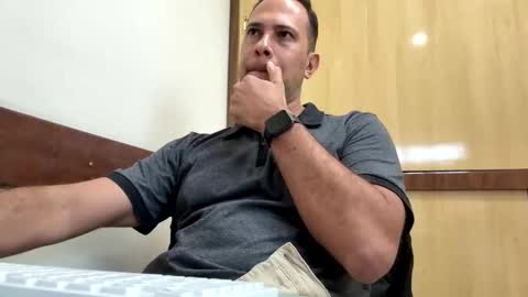 Rick Arian online show from December 2025 03:17:01 PM