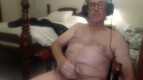 Snapshot of rickhinson chatting on December 2025 06:33:01 AM Rick Hinson online show from December 2025 06:33:01 AM