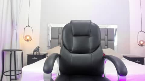 Ricky  online show from December 2024 04:58:01 PM