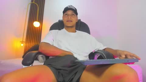 Ricky  online show from February 2025 09:36:01 PM