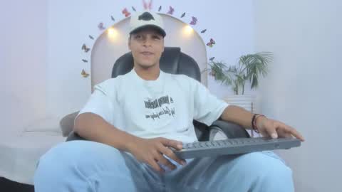 Ricky  online show from November 2025 09:02:01 PM