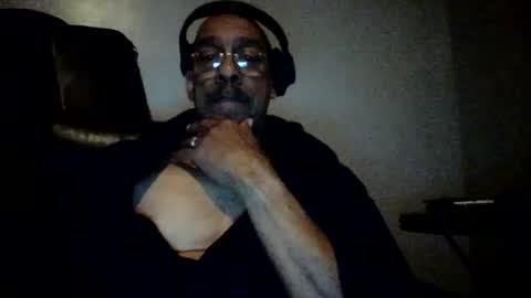 rico97681 online show from October 2025 12:03:02 PM