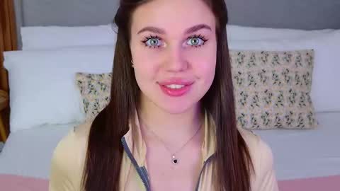 Rihanna online show from December 2025 04:57:01 PM