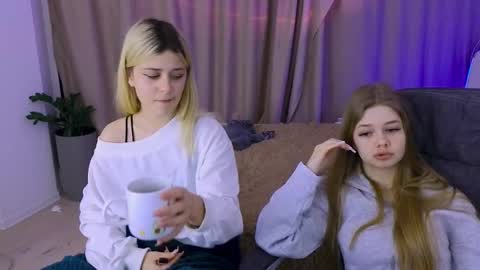 Rina online show from December 2025 04:56:01 PM