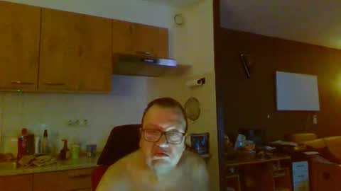 Snapshot of rikkerd55 chatting on November 2025 05:07:02 AM rikkerd55 online show from November 2025 05:07:02 AM