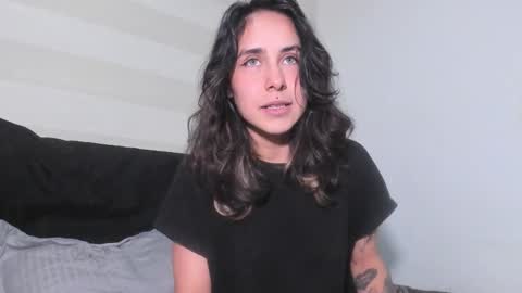 Snapshot of riley_colors chatting on October 2025 06:32:02 AM Riley online show from October 2025 06:32:02 AM