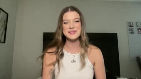 Snapshot of rileydepp chatting on December 2025 10:19:01 PM riley depp online show from December 2025 10:19:01 PM