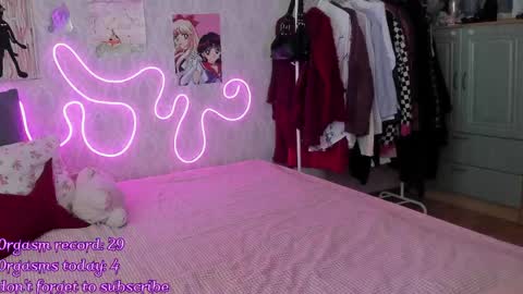 Snapshot of rileynymph chatting on May 2026 04:08:02 AM My name is Riley Like my broadcast pls 3 online show from May 2026 04:08:02 AM