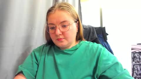 Snapshot of rina16 chatting on October 2025 09:38:01 PM rina16 online show from October 2025 09:38:01 PM