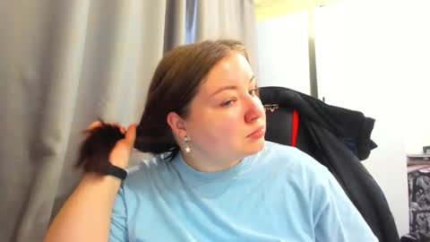 Snapshot of rina16 chatting on November 2025 10:25:02 AM rina16 online show from November 2025 10:25:02 AM