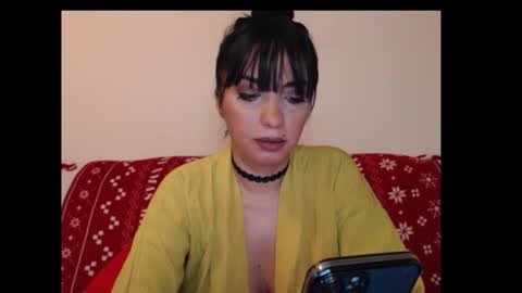 Snapshot of riri_mojo_92 chatting on November 2025 07:27:01 PM riri_mojo_92 online show from November 2025 07:27:01 PM