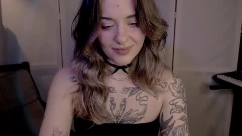 Snapshot of risha_laass chatting on January 2025 10:15:02 PM risha_laass online show from January 2025 10:15:02 PM