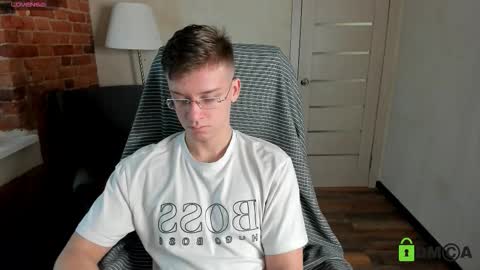 Snapshot of rishu_ chatting on October 2025 10:47:02 AM VAnitas online show from October 2025 10:47:02 AM