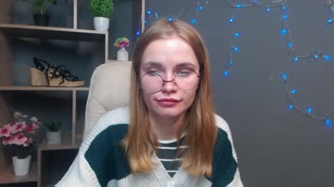 ritakiskis online show from December 2025 07:30:02 PM