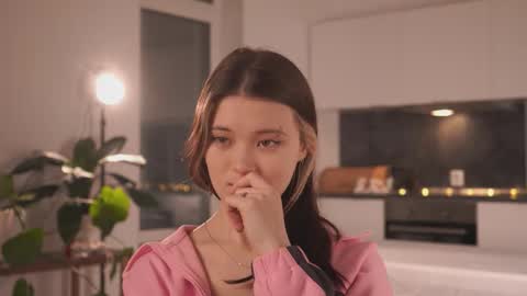 Snapshot of rivagosnell chatting on February 2026 04:24:02 PM Akemi online show from February 2026 04:24:02 PM