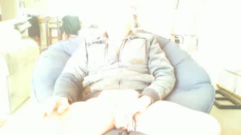 Snapshot of riverratggg chatting on December 2024 11:35:01 AM riveratggg online show from December 2024 11:35:01 AM