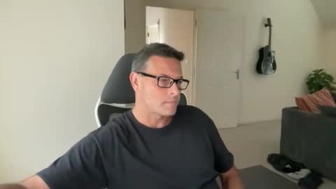 Snapshot of rmbrando445829 chatting on September 2025 12:07:01 PM Darrius online show from September 2025 12:07:01 PM