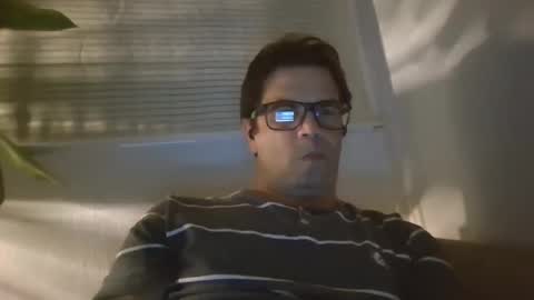 Snapshot of rnero67 chatting on October 2025 03:47:02 AM Rnero67 online show from October 2025 03:47:02 AM