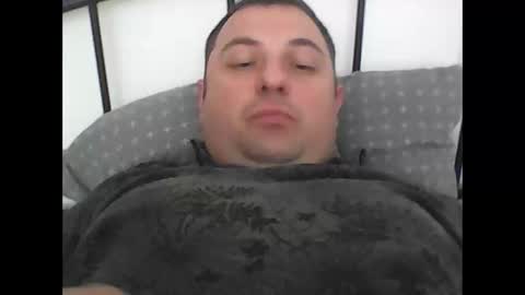 Snapshot of ro112458 chatting on September 2025 12:21:02 PM rosta online show from September 2025 12:21:02 PM