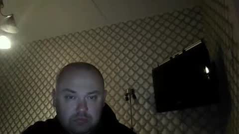 rob18997 online show from December 2025 04:45:02 PM