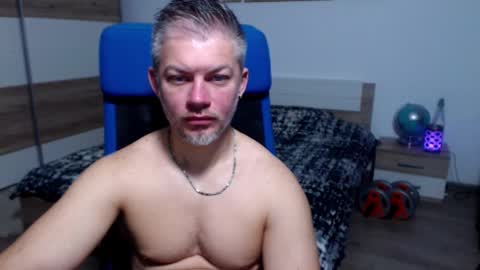 robbyshawz online show from November 2025 05:06:01 AM