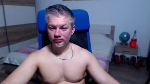 robbyshawz online show from November 2025 05:18:02 AM