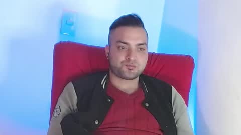 Stiven - online show from February 2025 07:41:01 AM