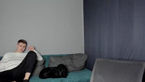 Lisa and Robert  i am online all days 900 am GMT3   online show from December 2024 09:12:02 AM