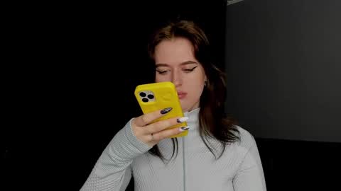 Lisa and Robert  i am online all days 900 am GMT3   online show from December 2024 10:02:02 AM