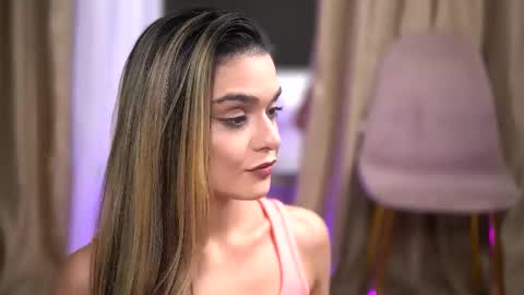 Snapshot of robertarosetti chatting on November 2025 11:42:02 AM Roberta online show from November 2025 11:42:02 AM