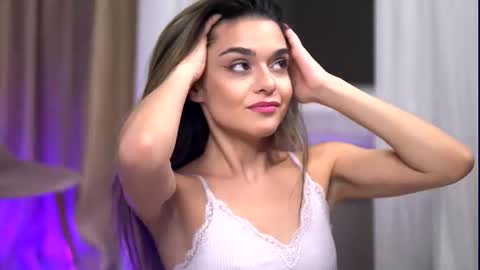 Snapshot of robertarosetti chatting on December 2025 08:23:01 AM Roberta online show from December 2025 08:23:01 AM