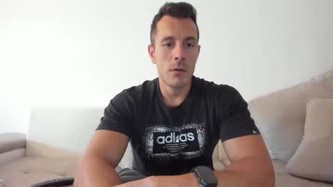 roberto4ever online show from September 2025 01:14:02 PM