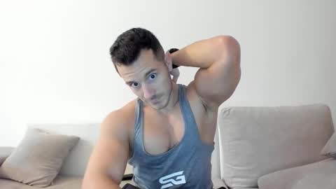 roberto4ever online show from November 2025 10:07:01 AM