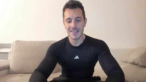 roberto4ever online show from February 2026 03:50:02 PM