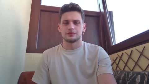 Snapshot of roberto_twink1 chatting on February 2025 09:31:01 AM Roberto online show from February 2025 09:31:01 AM