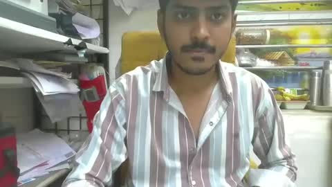 Snapshot of robertsalia220 chatting on March 2025 12:52:02 PM Robertsalia online show from March 2025 12:52:02 PM