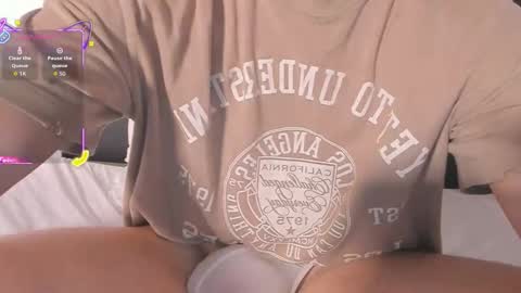 robfavorite1 online show from November 2025 11:25:01 PM