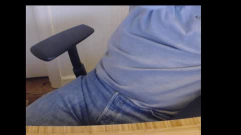 robidan6923 online show from February 2025 02:04:02 PM