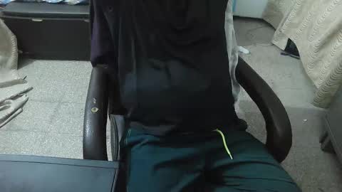 Snapshot of robin2010ken_ chatting on November 2025 04:47:01 PM robin online show from November 2025 04:47:01 PM