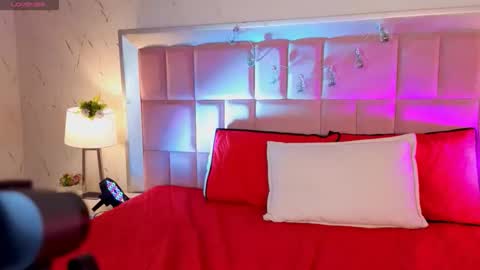 robin D online show from April 2026 04:30:02 PM